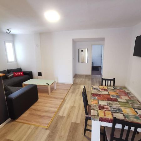 Fa-Ni Apartman Novalja Kültér fotó