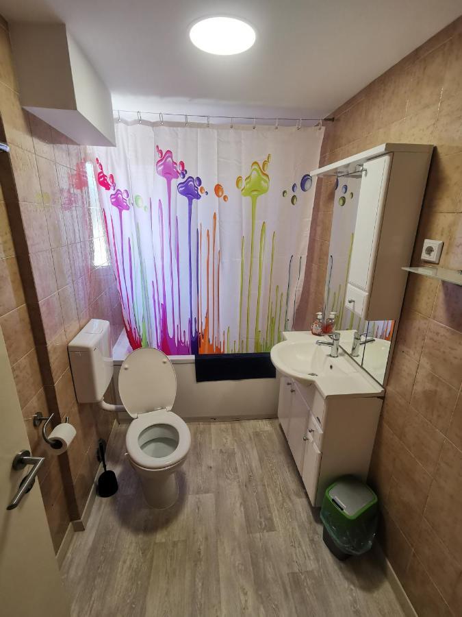 Fa-Ni Apartman Novalja Kültér fotó